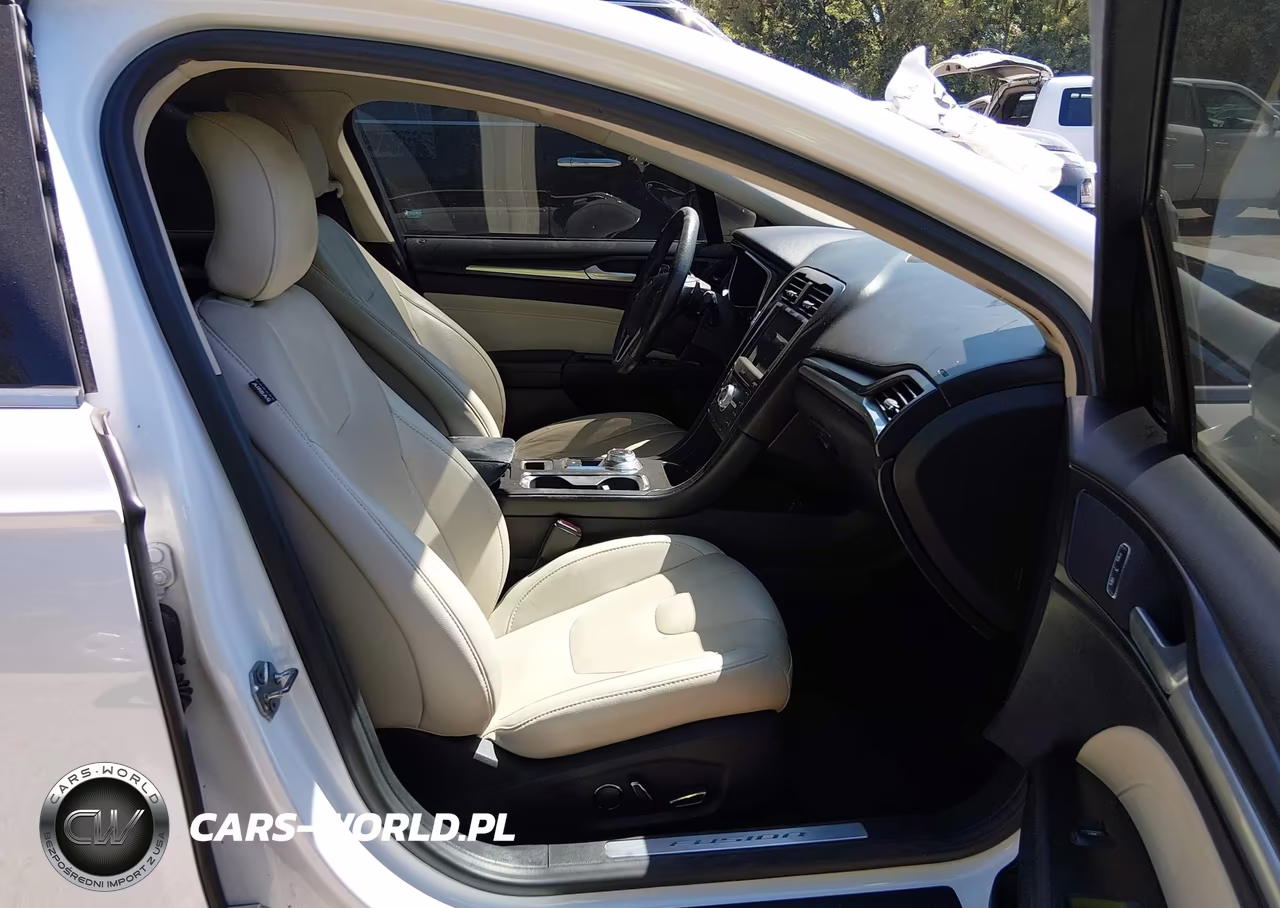 2017 Ford Fusion Titanium VIN:3FA6P0K90HR123896 - 5