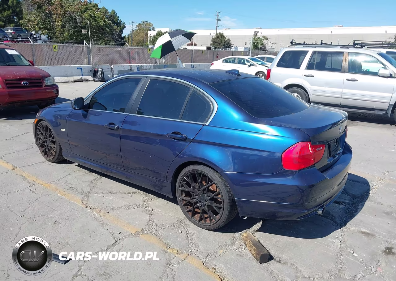 2011 BMW 335I VIN:WBAPM5C52BE576859 - 3