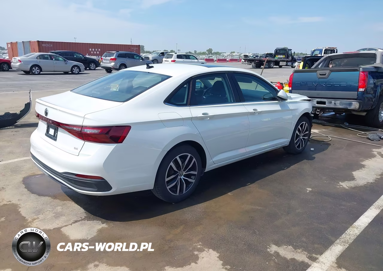 2025 Volkswagen Jetta 1.5T Se VIN:3VW7X7BU5SM068147 - 4