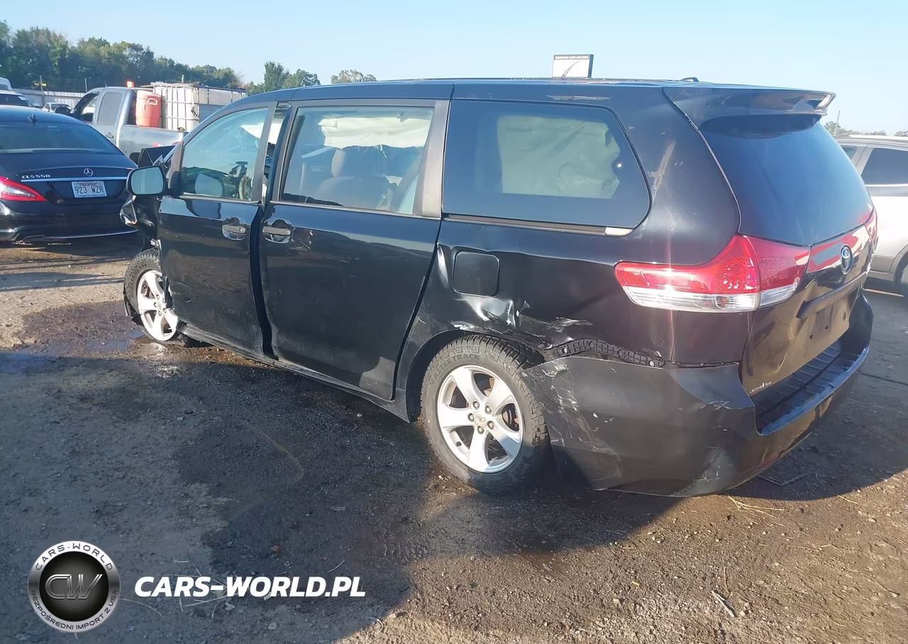 2012 Toyota Sienna Base V6 7 Passenger VIN:5TDZK3DC2CS248937 - 3