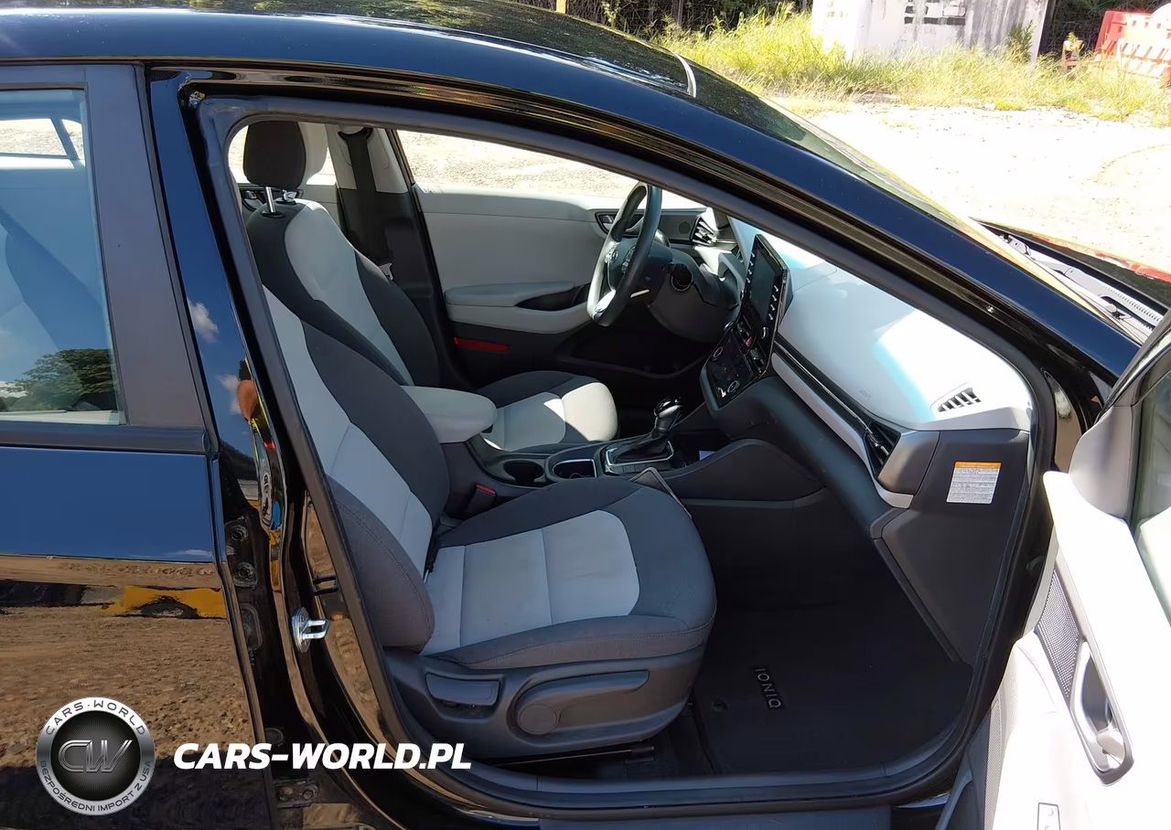 2020 Hyundai Ioniq Hybrid Blue VIN:KMHC65LC7LU217598 - 5