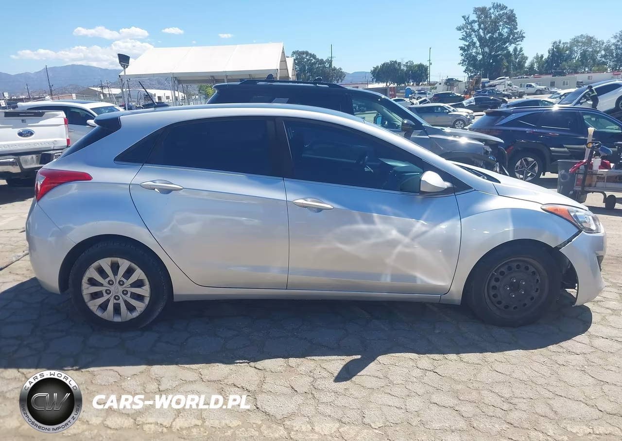2017 Hyundai Elantra Gt VIN:KMHD35LH8HU378705 - 13