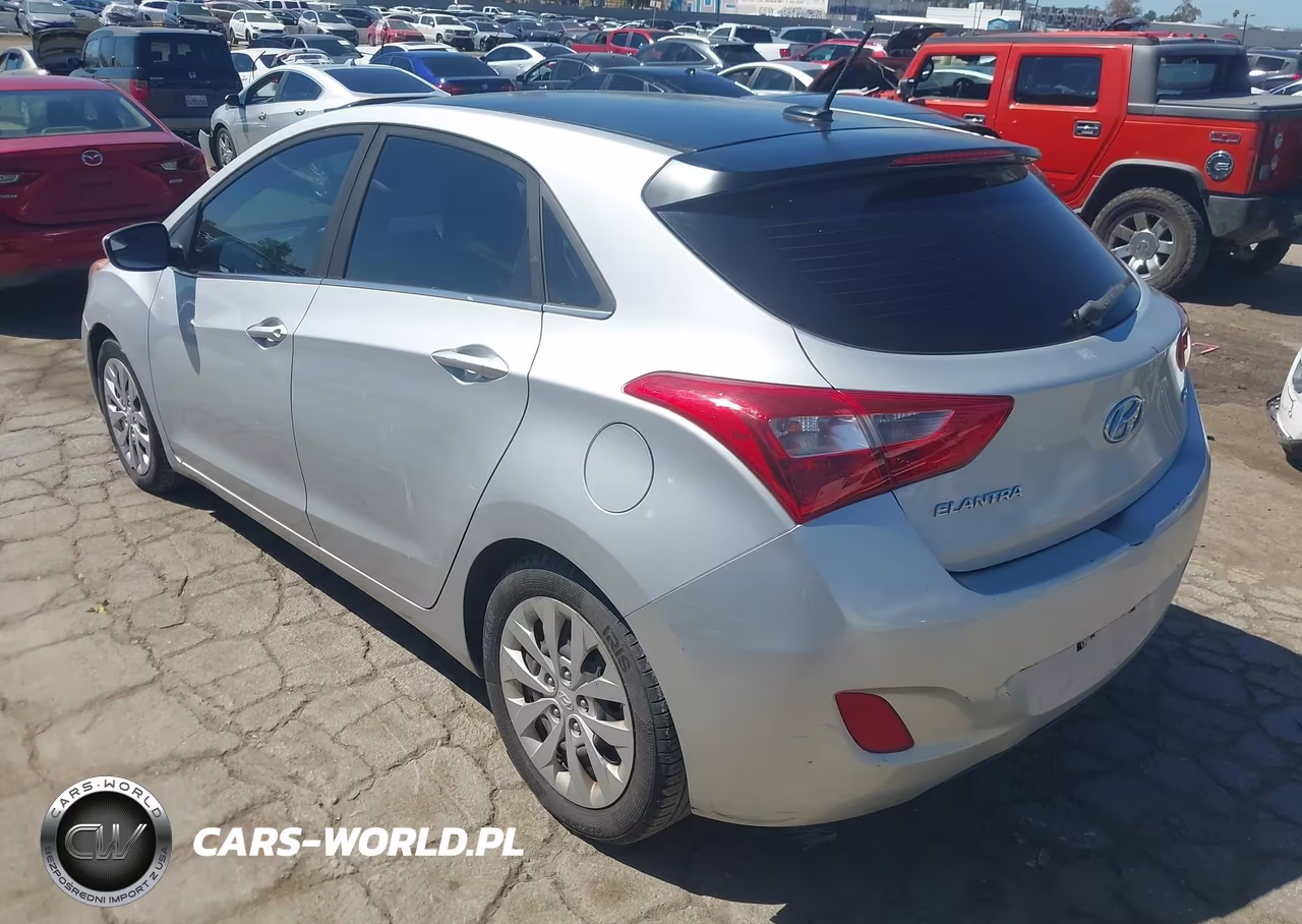 2017 Hyundai Elantra Gt VIN:KMHD35LH8HU378705 - 3