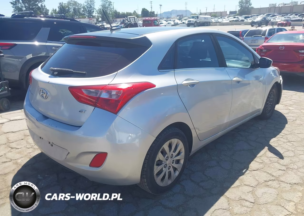 2017 Hyundai Elantra Gt VIN:KMHD35LH8HU378705 - 4