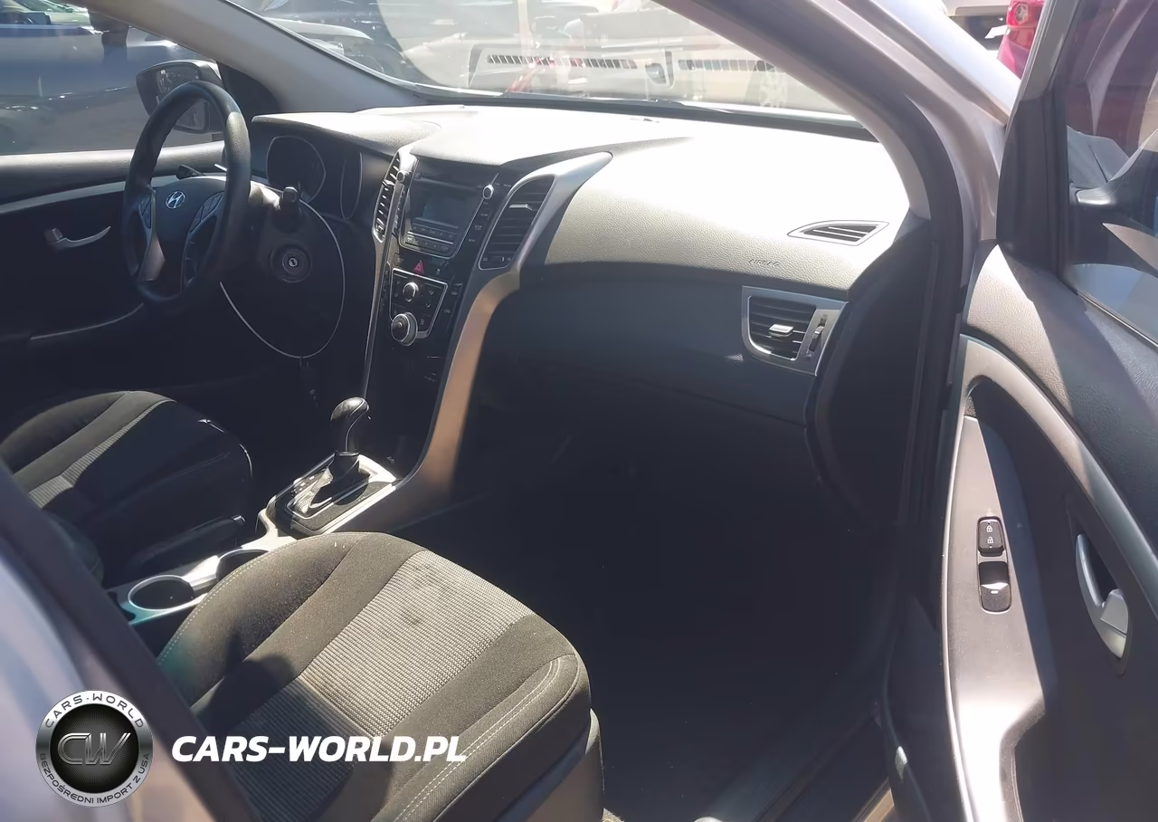 2017 Hyundai Elantra Gt VIN:KMHD35LH8HU378705 - 5