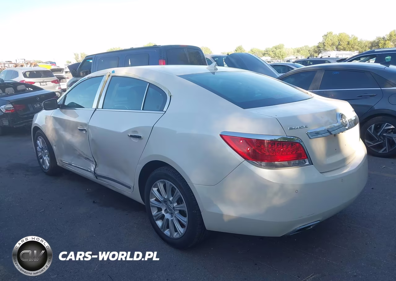 2013 Buick Lacrosse Leather Group VIN:1G4GC5E30DF307561 - 3