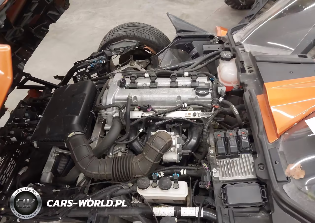 2015 Polaris Slingshot Sl VIN:57XAAPFAXF5106193 - 10
