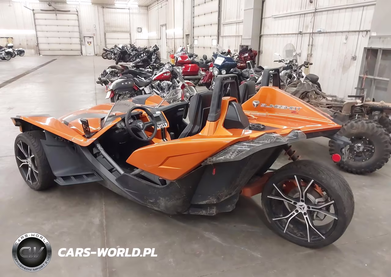 2015 Polaris Slingshot Sl VIN:57XAAPFAXF5106193 - 3