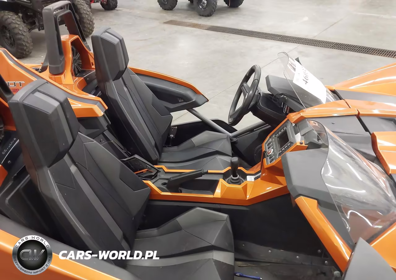 2015 Polaris Slingshot Sl VIN:57XAAPFAXF5106193 - 5