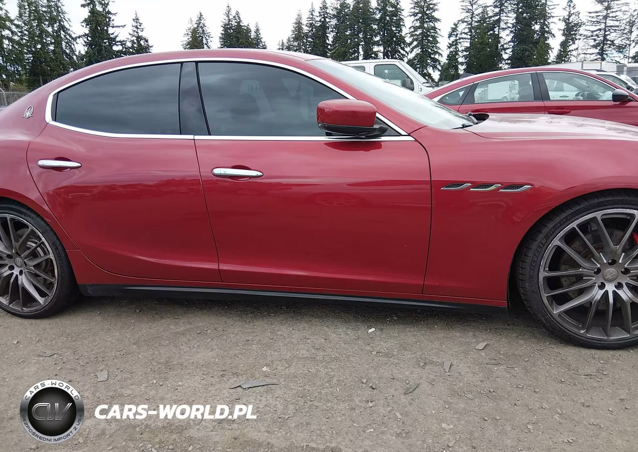 2015 Maserati Ghibli S Q4 VIN:ZAM57RTAXF1143143 - 13
