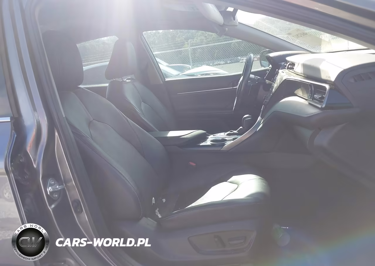 2020 Toyota Camry Xse VIN:4T1K61AKXLU510295 - 5