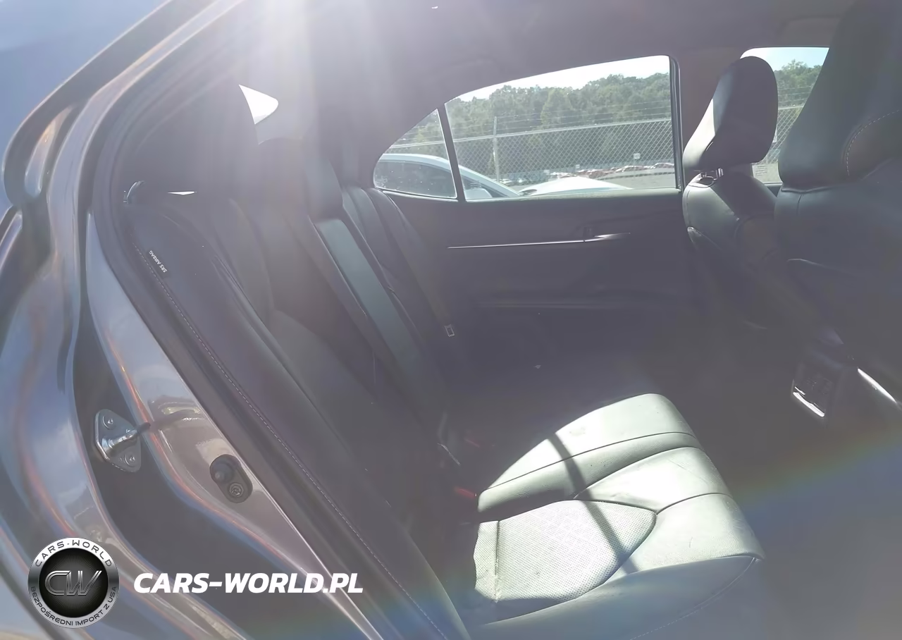 2020 Toyota Camry Xse VIN:4T1K61AKXLU510295 - 8