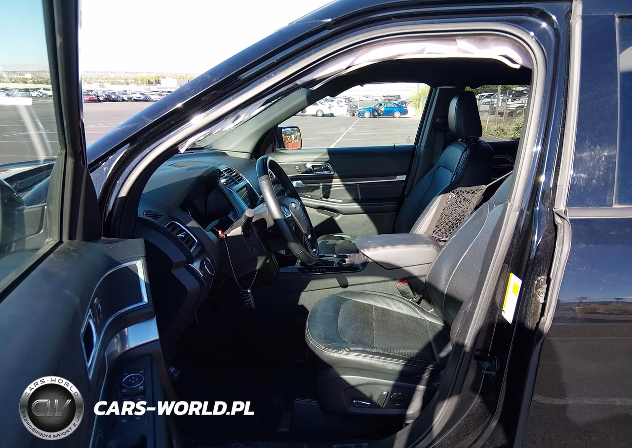 2018 Ford Explorer Limited VIN:1FM5K7F84JGA88416 - 9