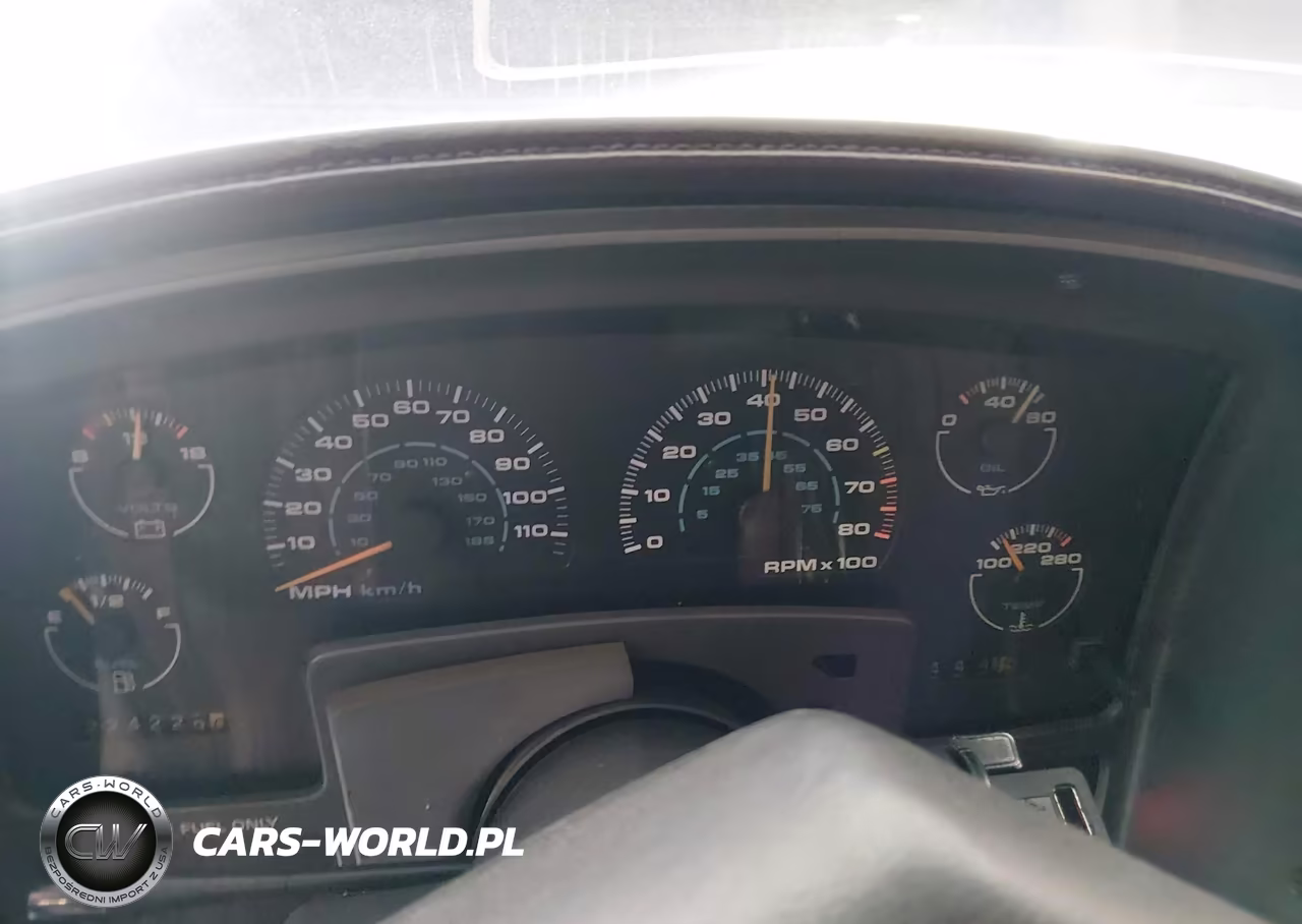 1988 Oldsmobile Cutlass Calais International Series VIN:1G3NK14D8JM303783 - 7