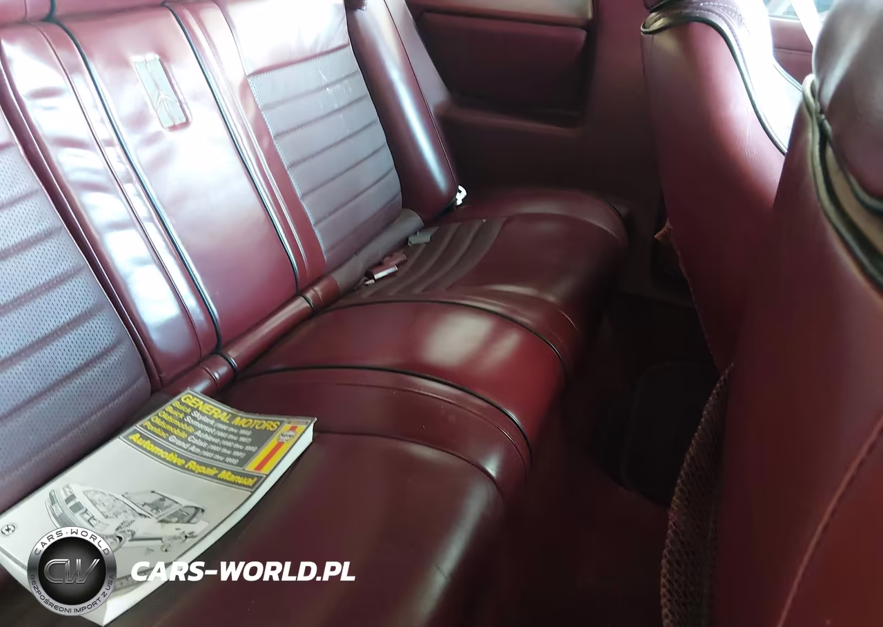 1988 Oldsmobile Cutlass Calais International Series VIN:1G3NK14D8JM303783 - 8