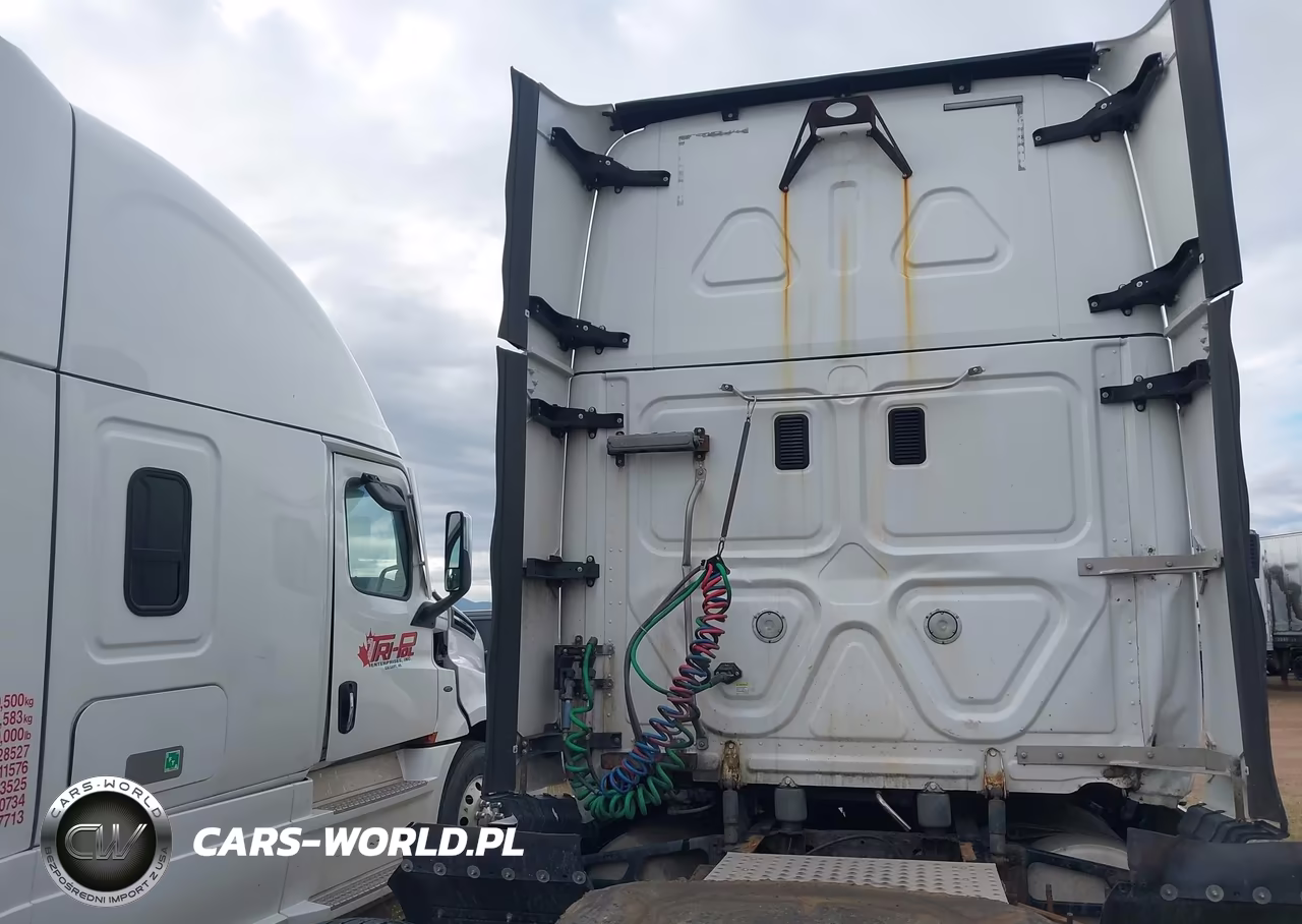 2016 Freightliner Cascadia 125 VIN:3AKJGLD54GSGX2420 - 12