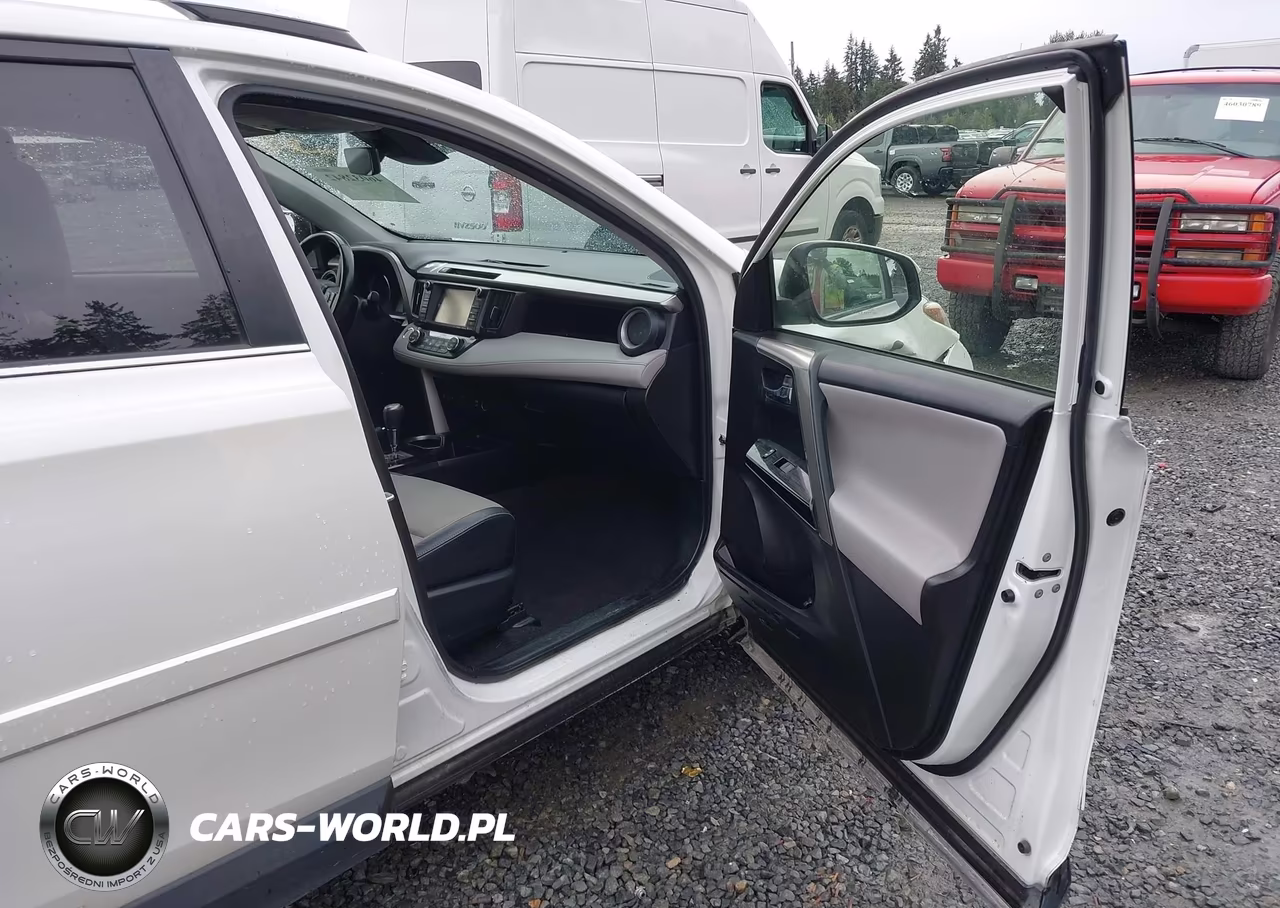 2016 Toyota Rav4 Hybrid Limited VIN:JTMDJREV6GD058558 - 5