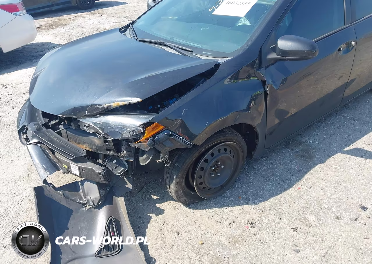 2019 Toyota Corolla Le VIN:2T1BURHE0KC212973 - 17