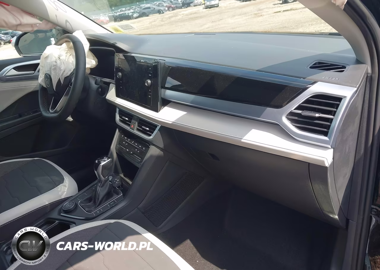 2026 Volkswagen Taos Se VIN:3VVVC7B2XTM001938 - 5