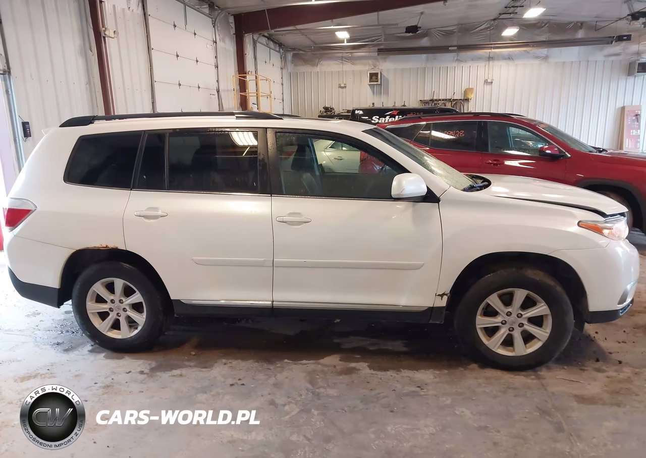 2013 Toyota Highlander Se V6 VIN:5TDBK3EH0DS223385 - 13