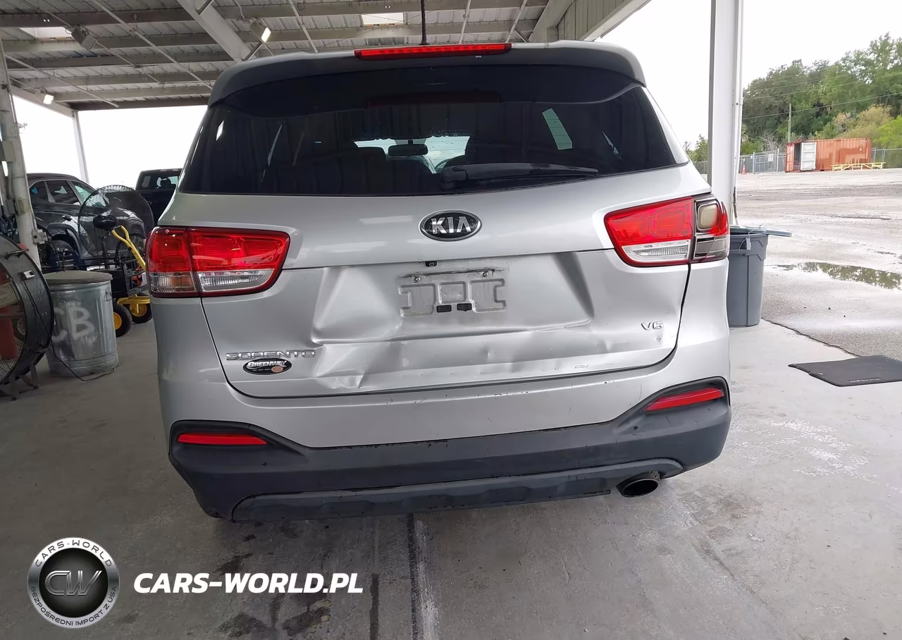 2018 Kia Sorento 3.3L Lx VIN:5XYPGDA53JG376585 - 16