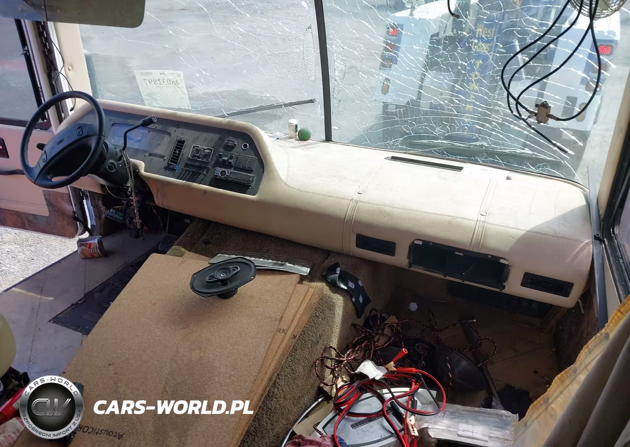 1996 Ford F530 Super Duty VIN:3FCMF53G6TJA09066 - 17