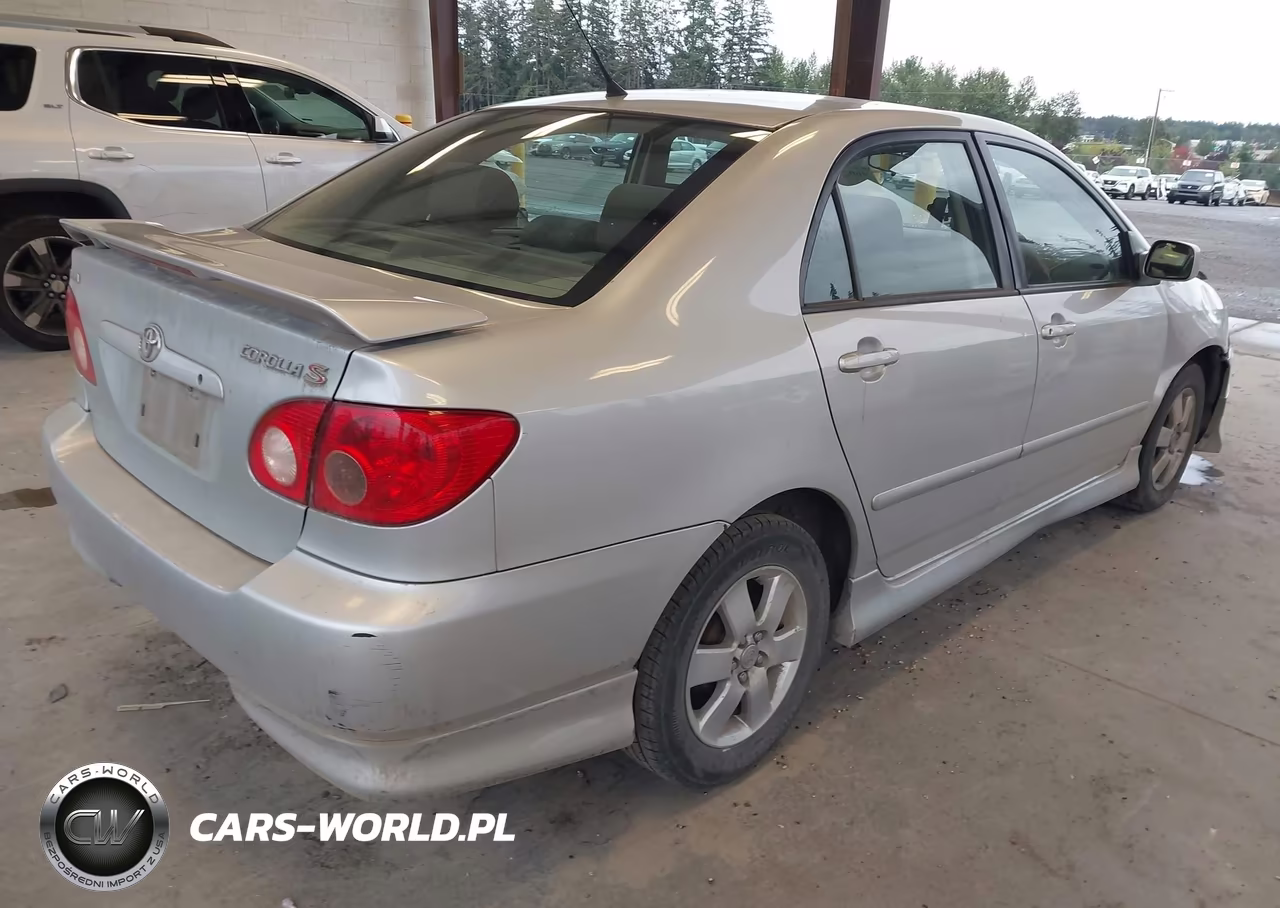 2007 Toyota Corolla S VIN:1NXBR32E77Z851994 - 4