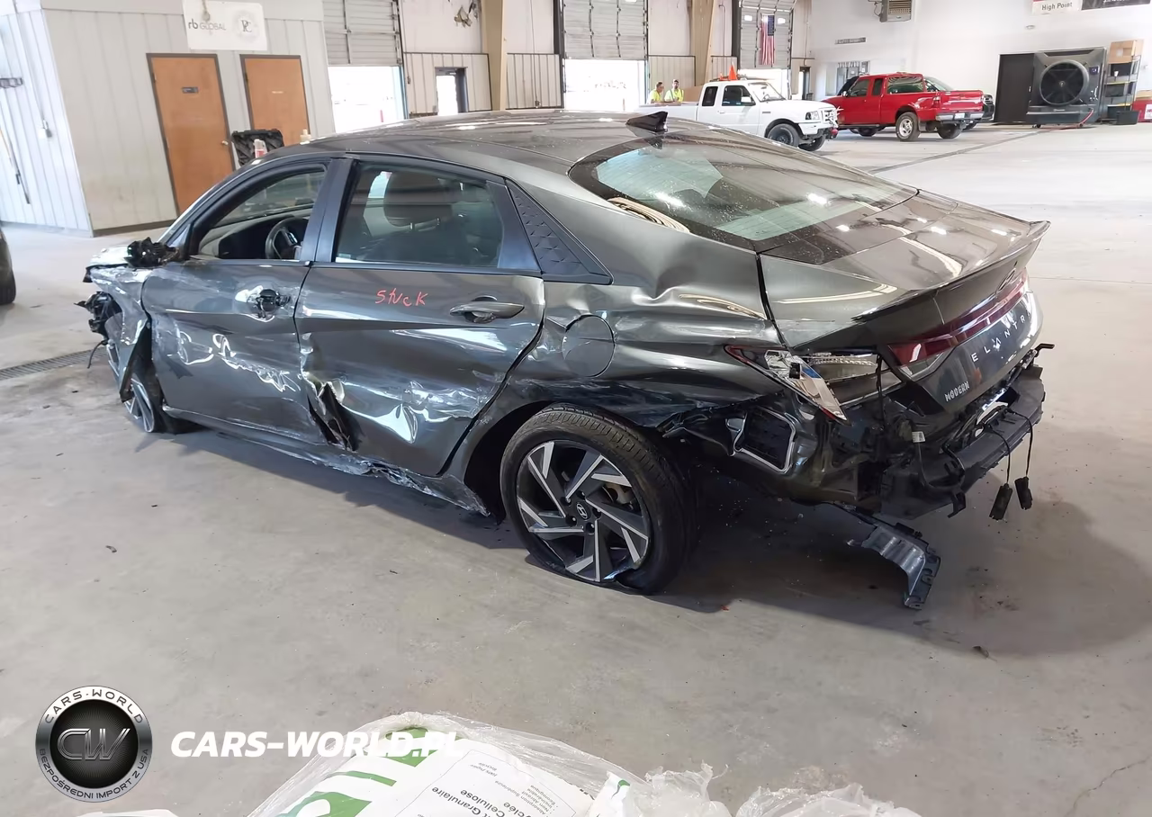 2025 Hyundai Elantra Sel Sport VIN:KMHLM4DG1SU979938 - 3