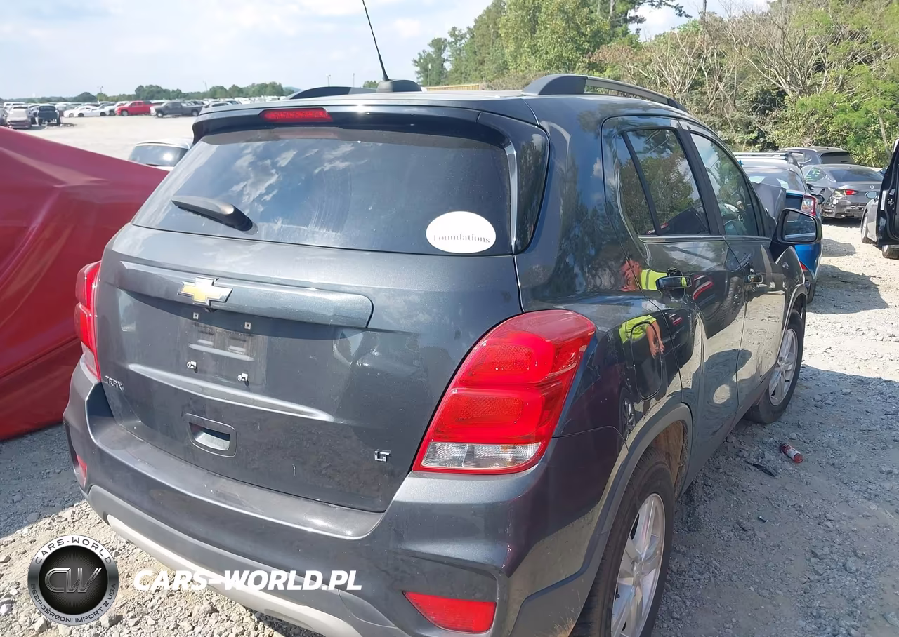 2017 Chevrolet Trax Lt VIN:3GNCJLSB0HL188616 - 4