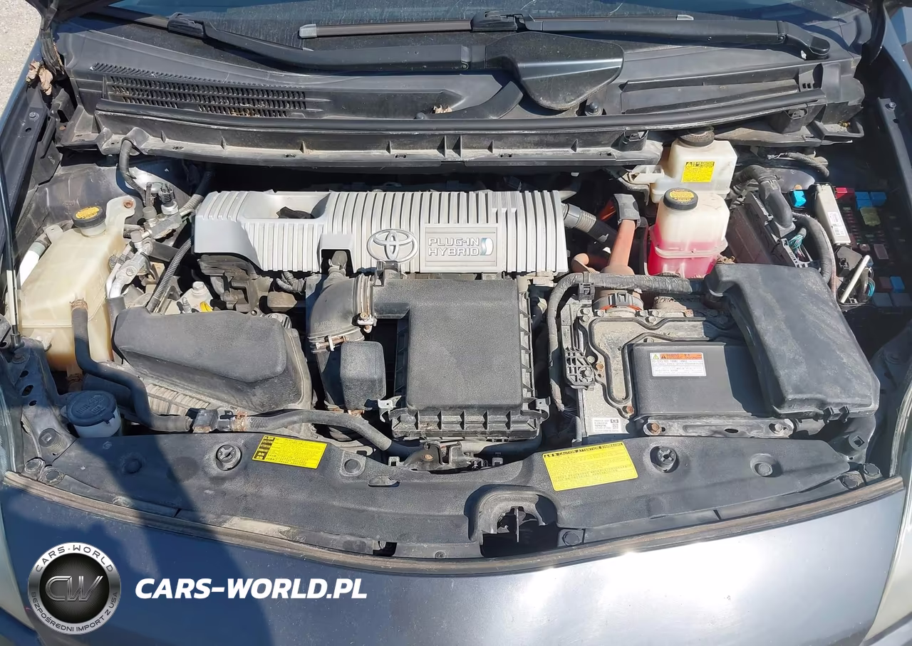 2013 Toyota Prius Plug-In VIN:JTDKN3DP4D3035003 - 10