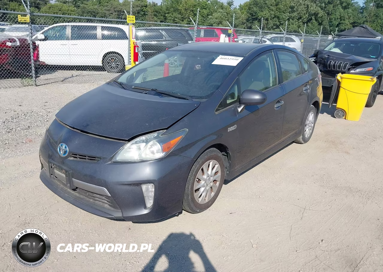 2013 Toyota Prius Plug-In VIN:JTDKN3DP4D3035003 - 18