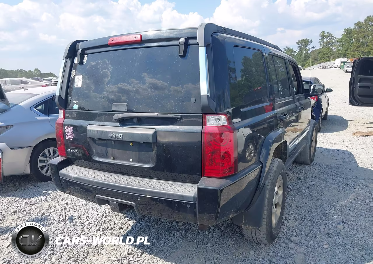 2010 Jeep Commander Sport VIN:1J4RG4GK0AC158737 - 4