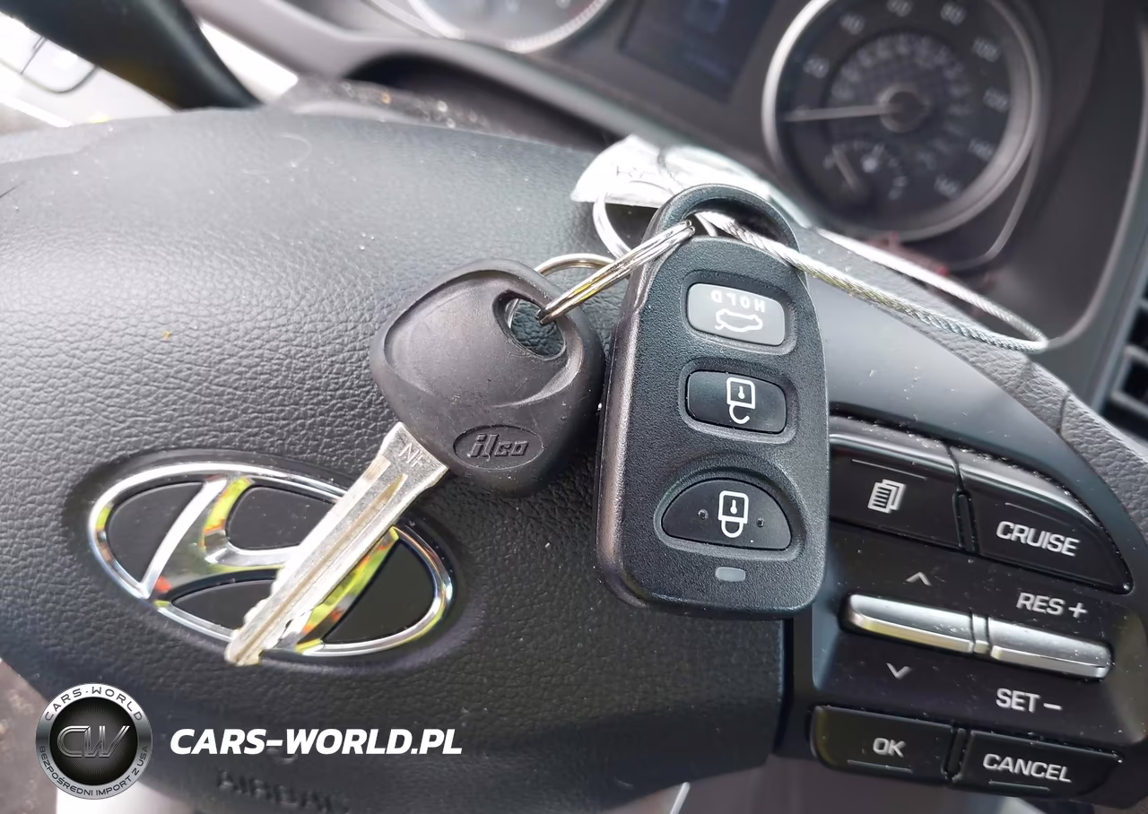 2020 Hyundai Elantra Sel VIN:5NPD84LF8LH581630 - 11