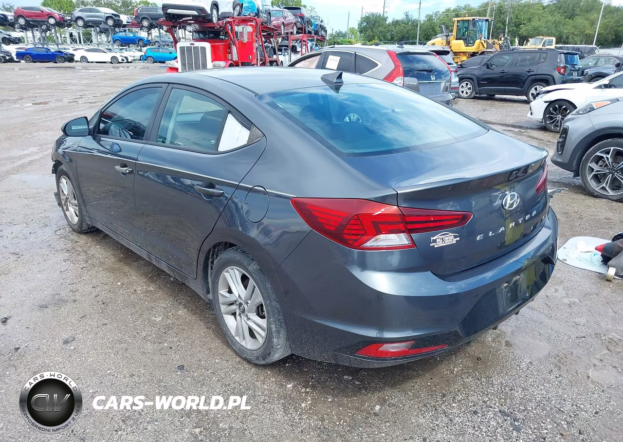 2020 Hyundai Elantra Sel VIN:5NPD84LF8LH581630 - 3