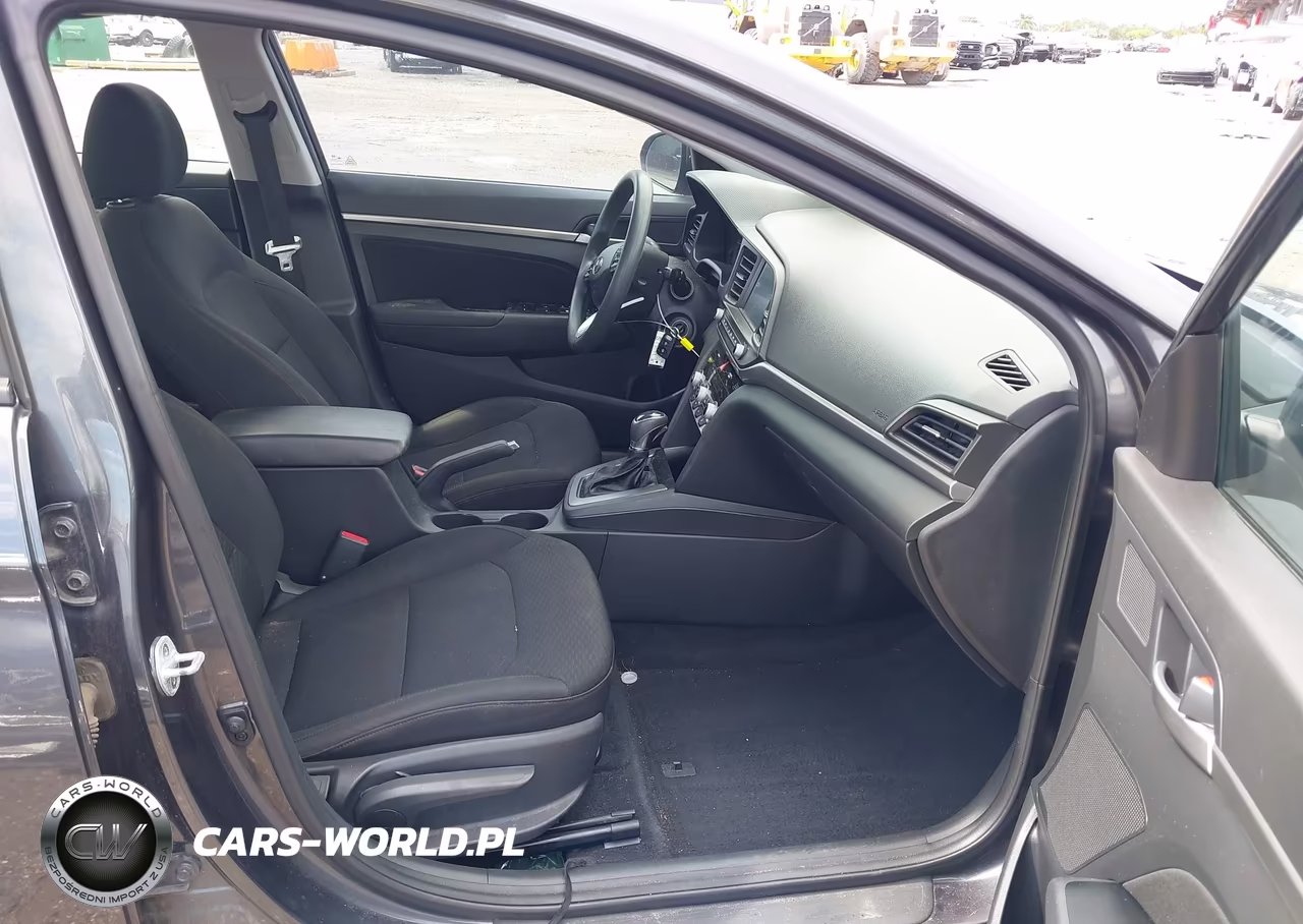 2020 Hyundai Elantra Sel VIN:5NPD84LF8LH581630 - 5