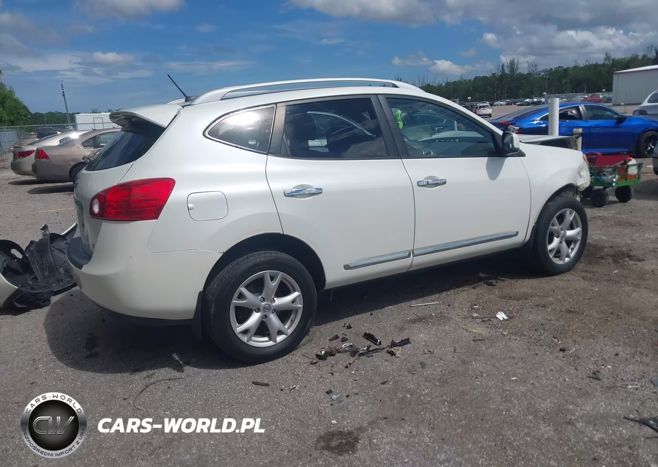 2011 Nissan Rogue Sv VIN:JN8AS5MT4BW182323 - 4