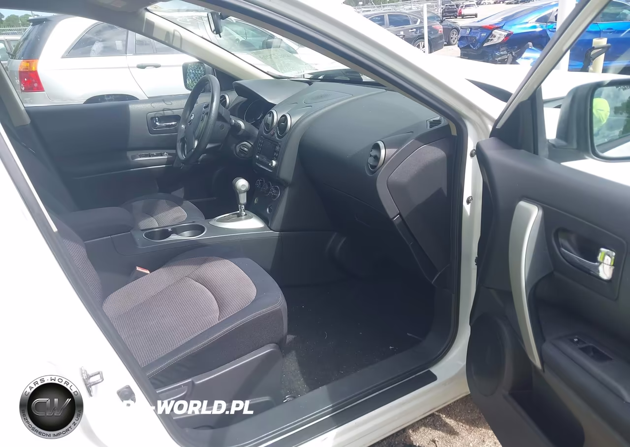 2011 Nissan Rogue Sv VIN:JN8AS5MT4BW182323 - 5