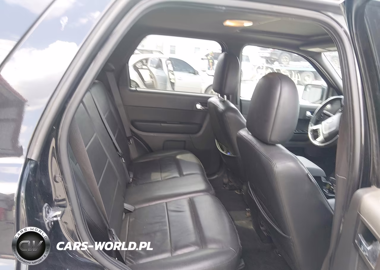 2011 Ford Escape Limited VIN:1FMCU0E76BKB39057 - 8