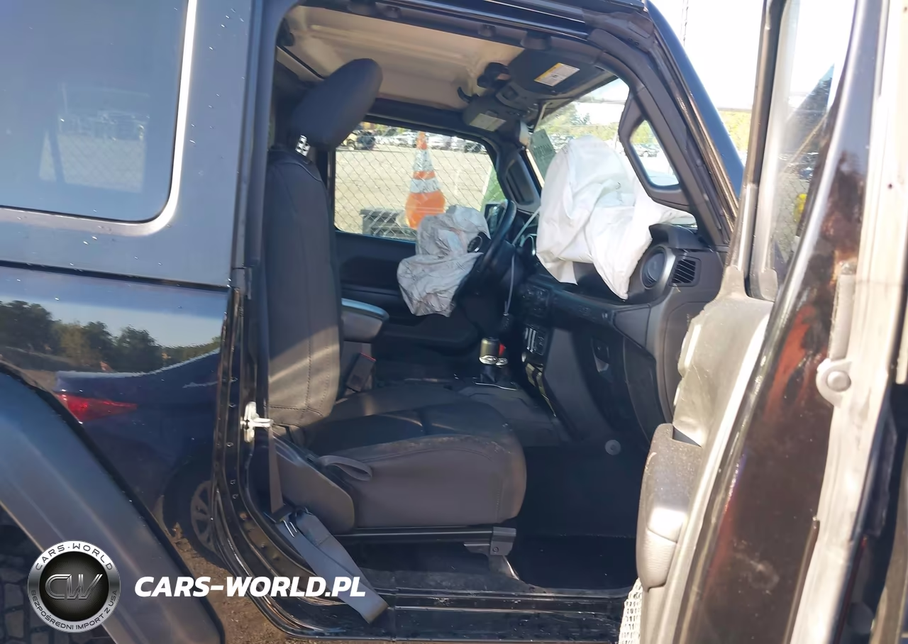 2021 Jeep Wrangler Willys 4X4 VIN:1C4GJXAN3MW819618 - 5