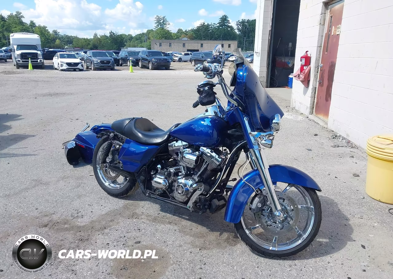 2015 Harley-Davidson Flhx Street Glide – zdjęcie 1 z 13