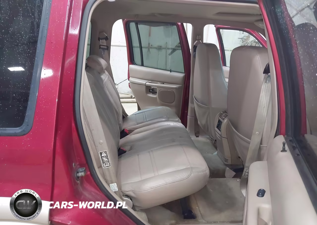 2000 Ford Explorer Eddie Bauer VIN:1FMZU74E5YZA97189 - 8