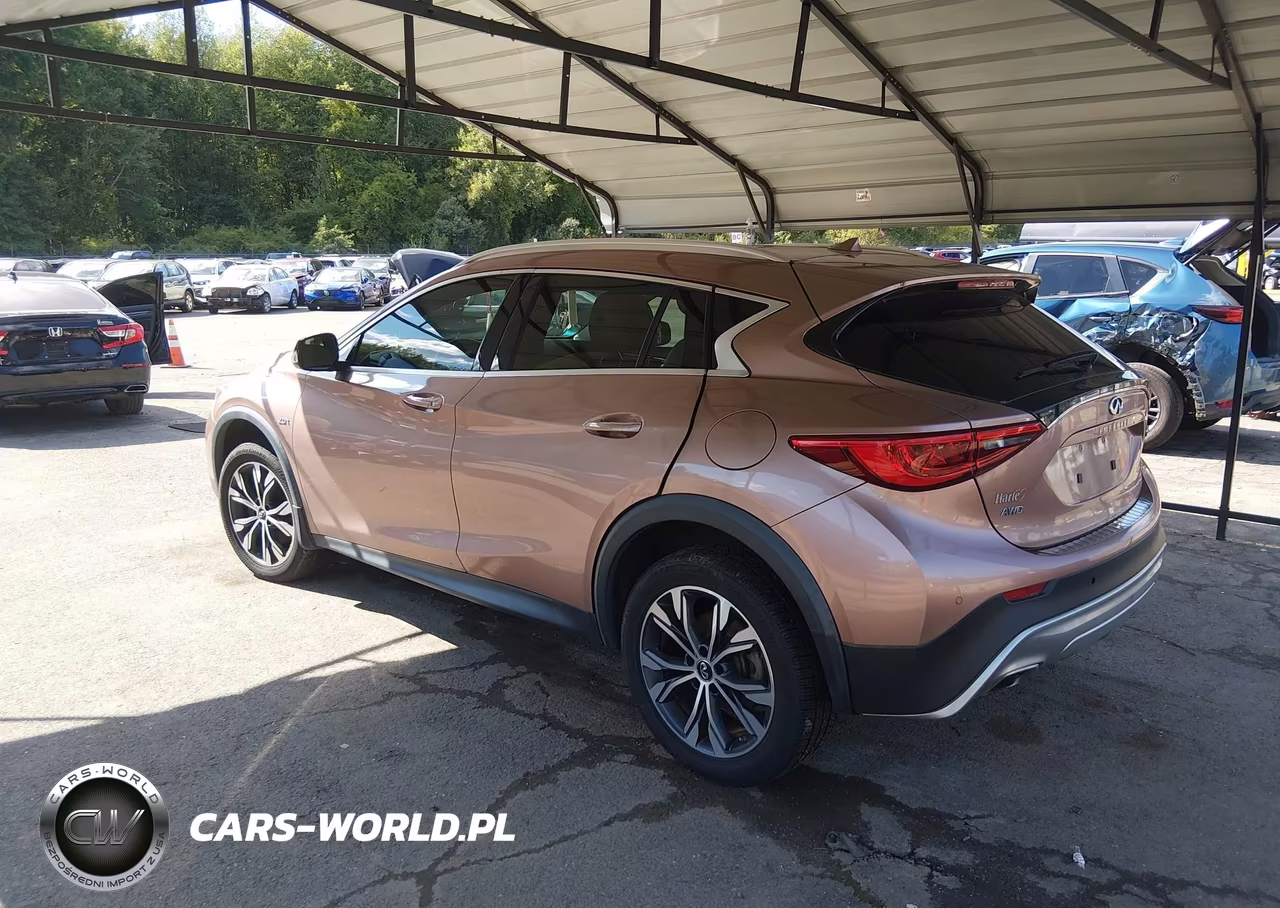 2017 Infiniti Qx30 Premium VIN:SJKCH5CR0HA020085 - 3