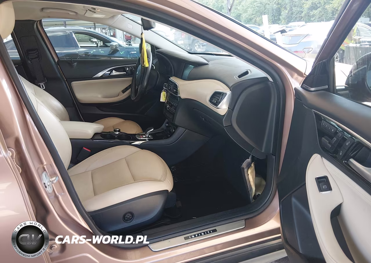 2017 Infiniti Qx30 Premium VIN:SJKCH5CR0HA020085 - 5