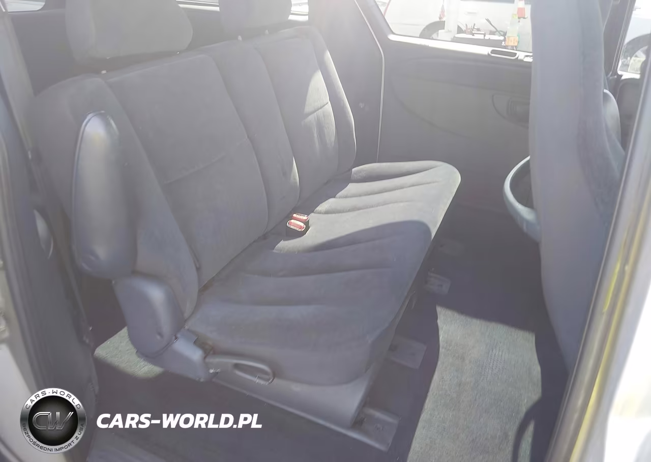 2002 Chrysler Town & Country Lx VIN:2C4GP44382R755265 - 8