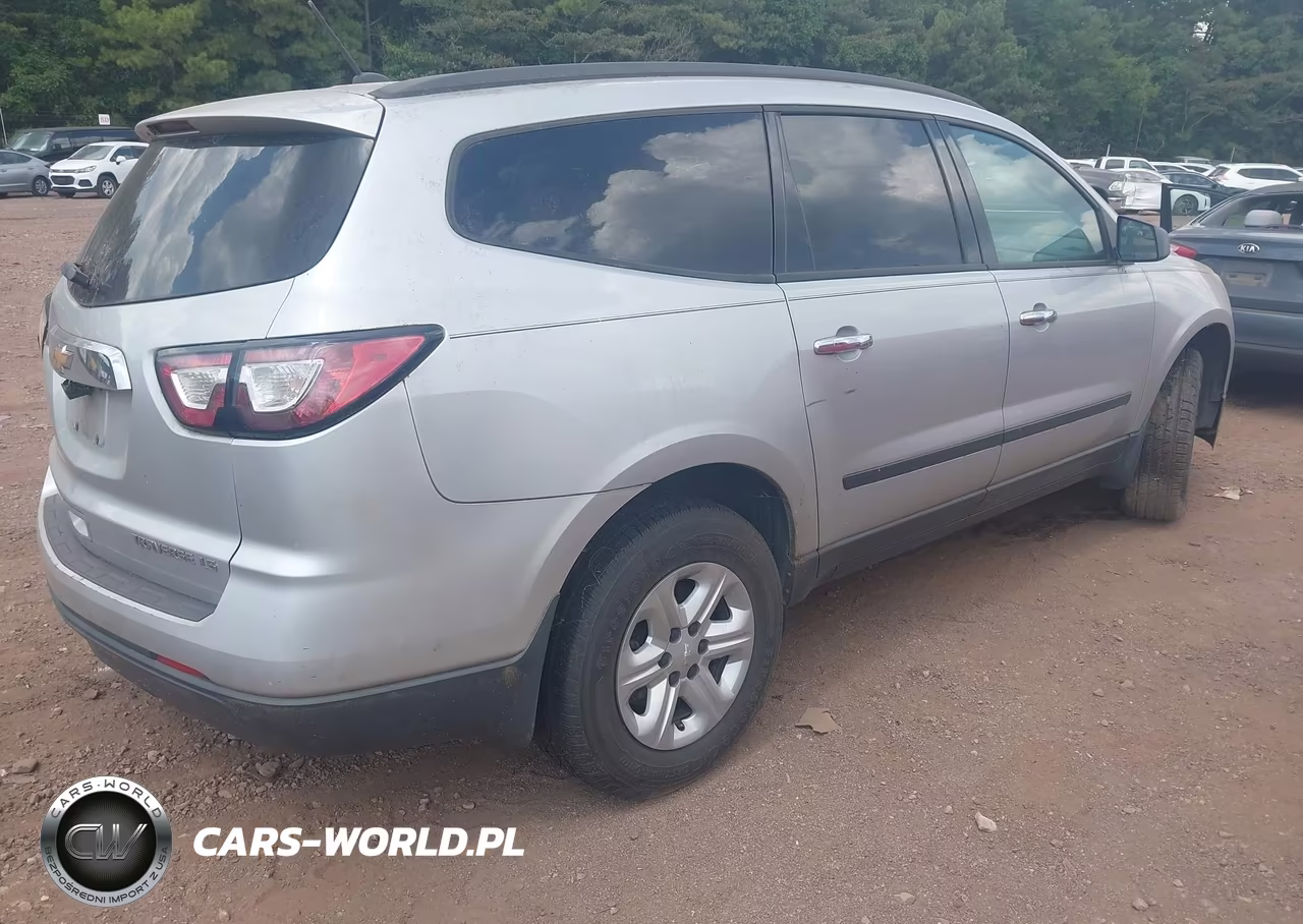 2013 Chevrolet Traverse Ls VIN:1GNKRFKD3DJ190613 - 4
