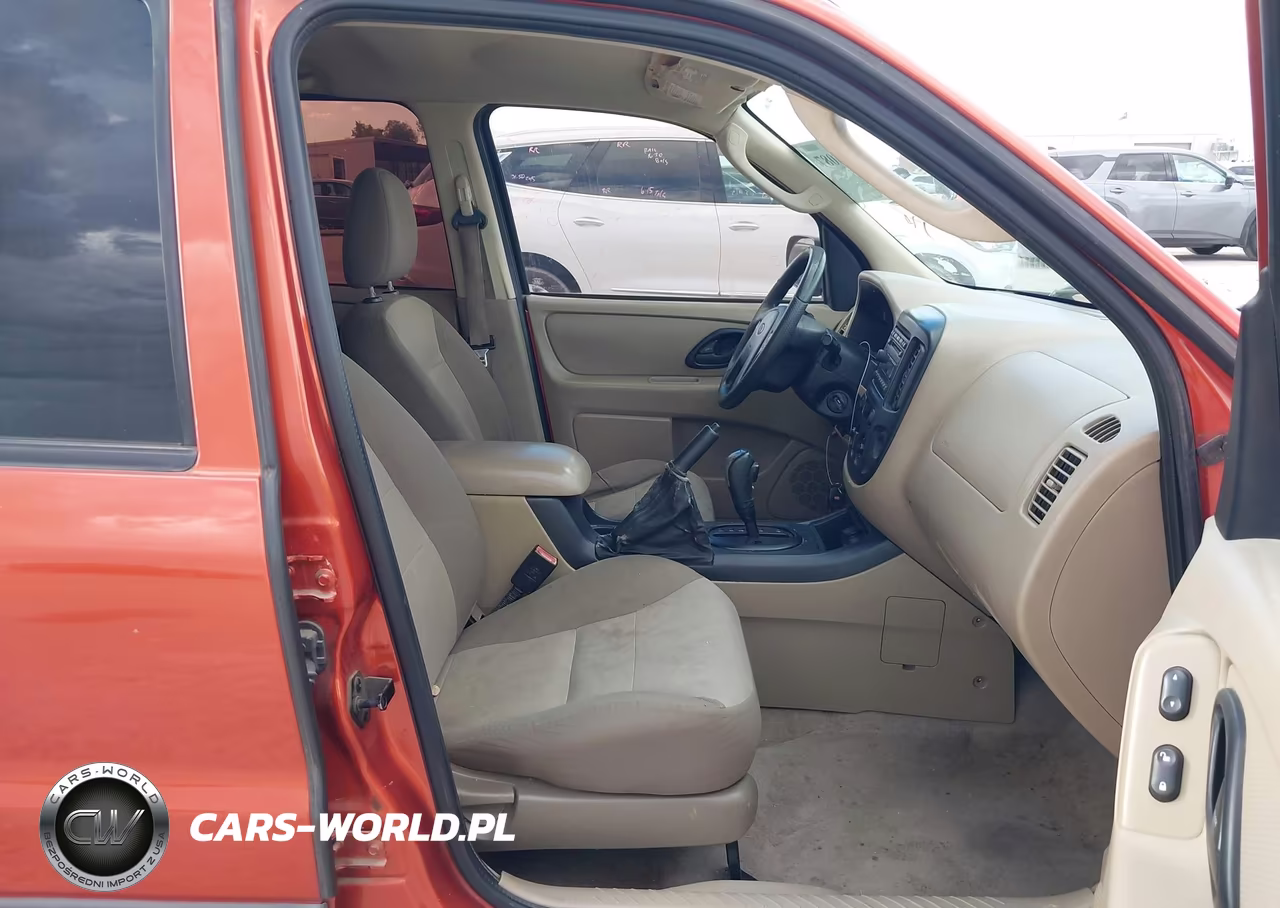 2007 Ford Escape Xls-Xls Manual VIN:1FMYU02Z67KB37358 - 5