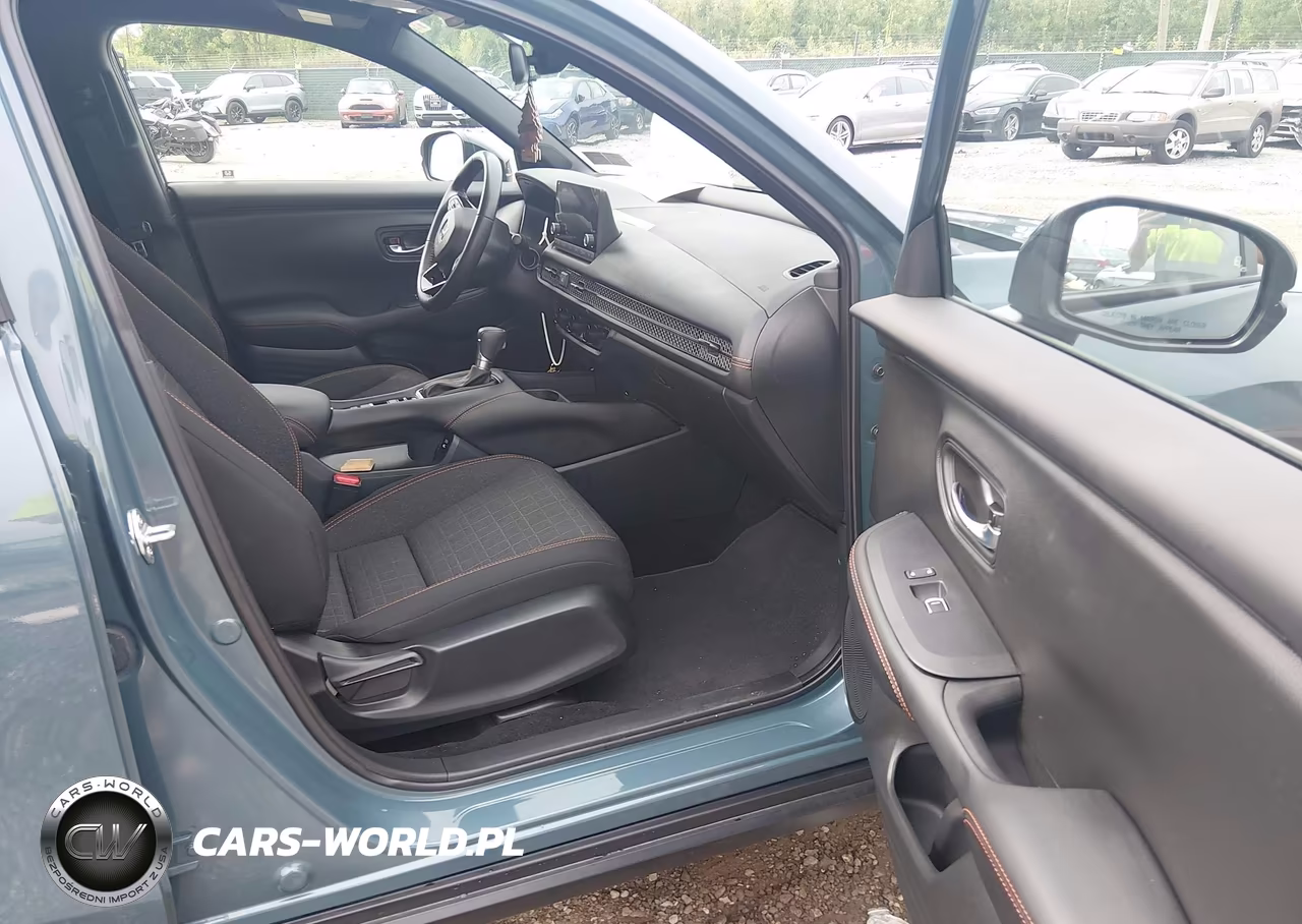 2025 Honda Hr-V Awd Sport VIN:3CZRZ2H59SM745476 - 5