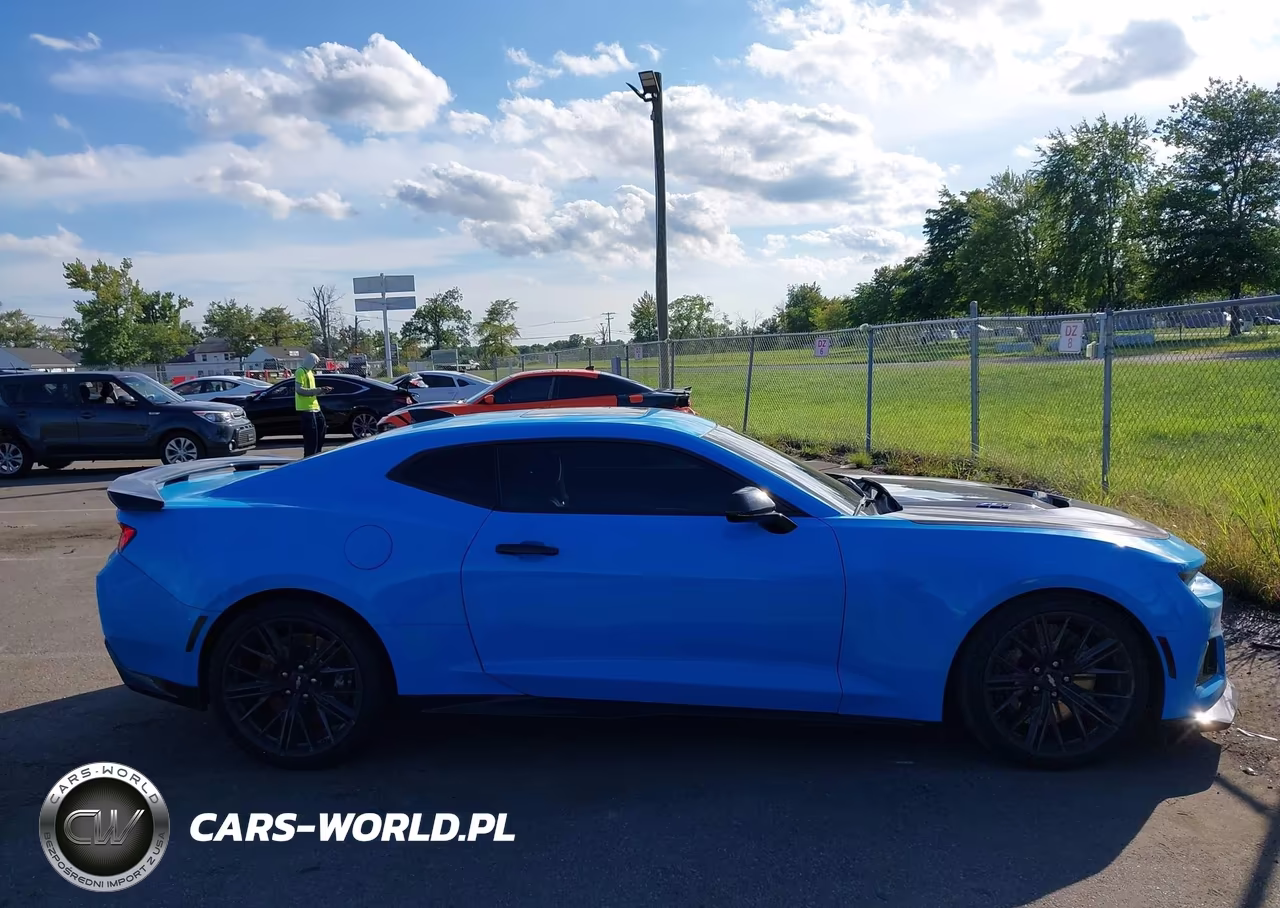 2018 Chevrolet Camaro Zl1 VIN:1G1FK1R64J0137650 - 13