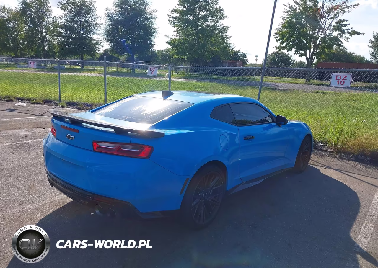 2018 Chevrolet Camaro Zl1 VIN:1G1FK1R64J0137650 - 4