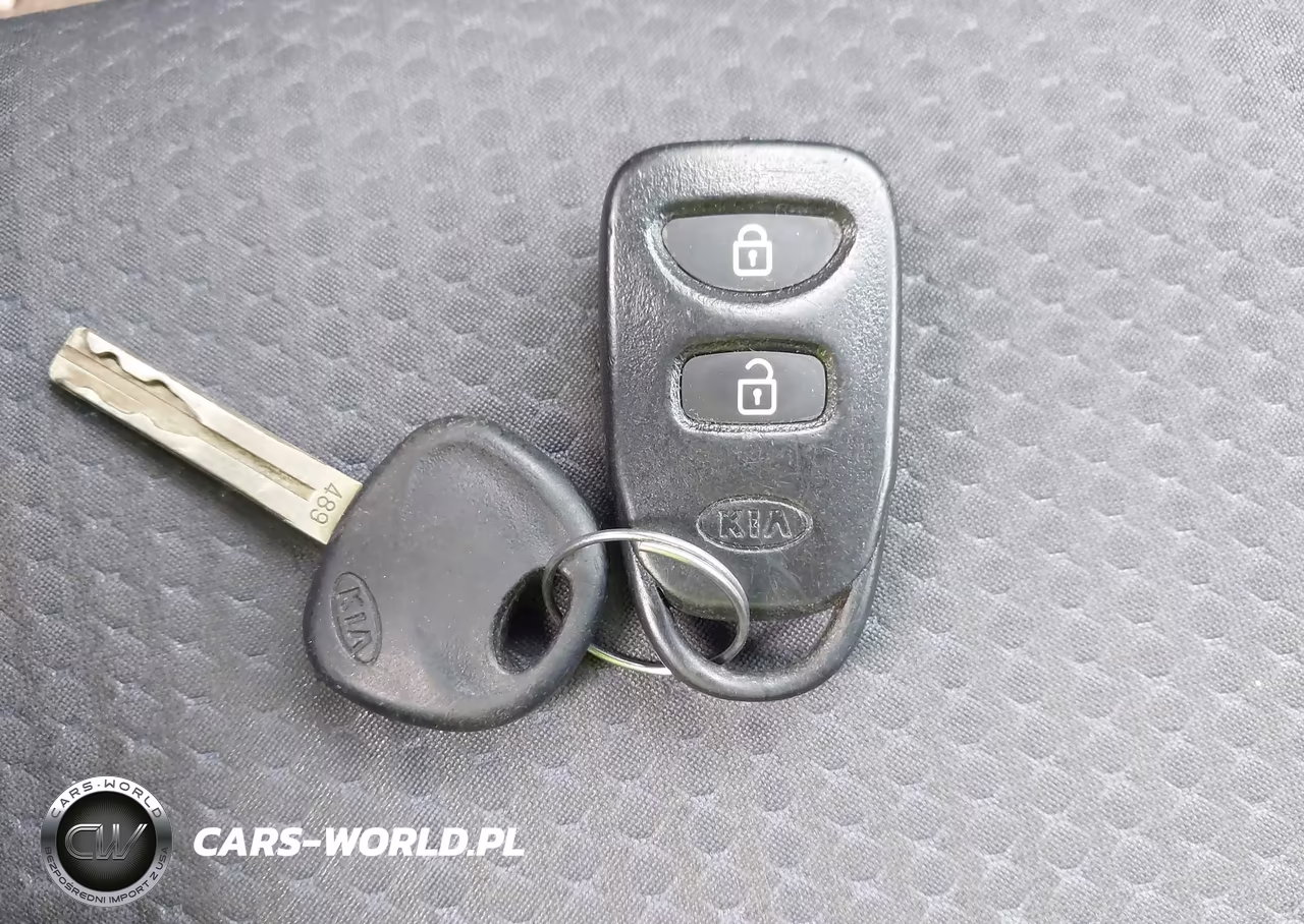 2013 Kia Sorento Lx V6 VIN:5XYKTDA27DG309780 - 11